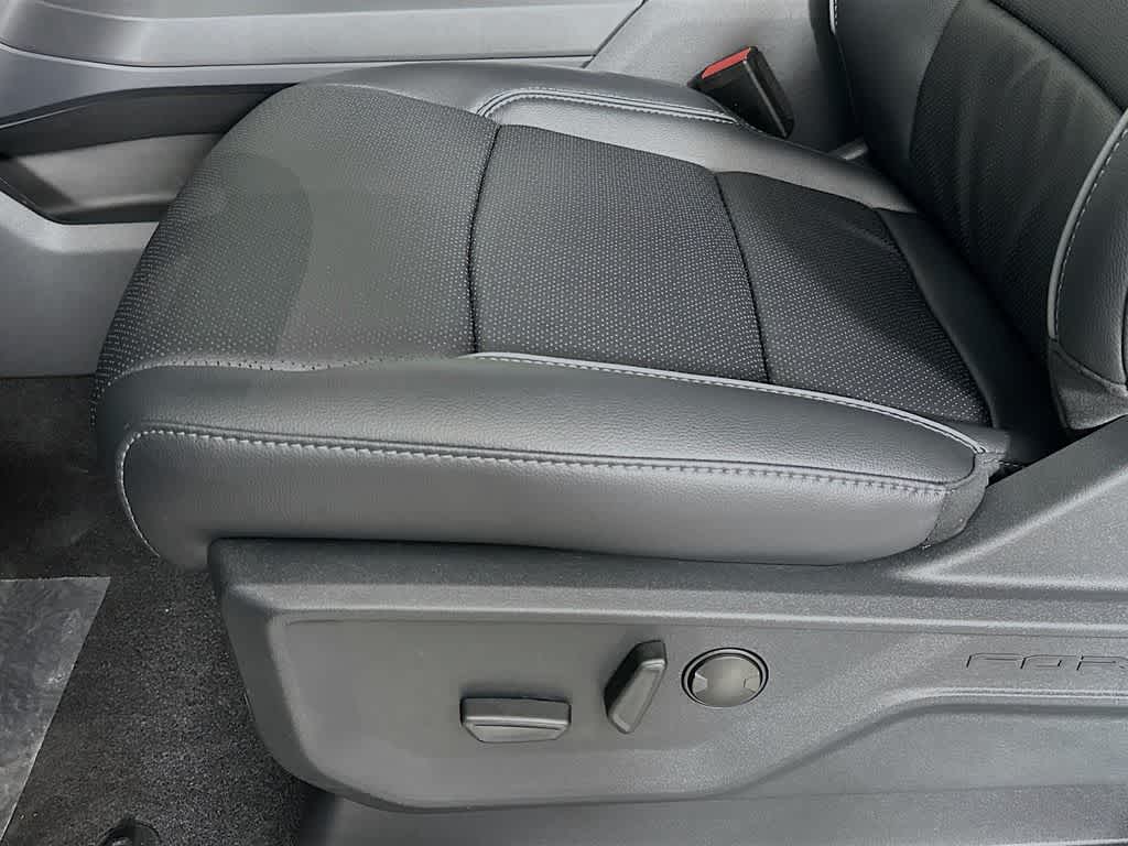 Ford F-150 LARIAT 2026