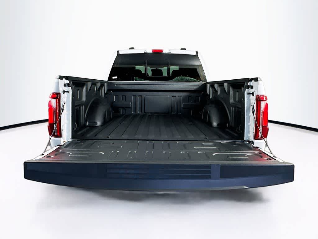 Ford F-150 LARIAT 2026