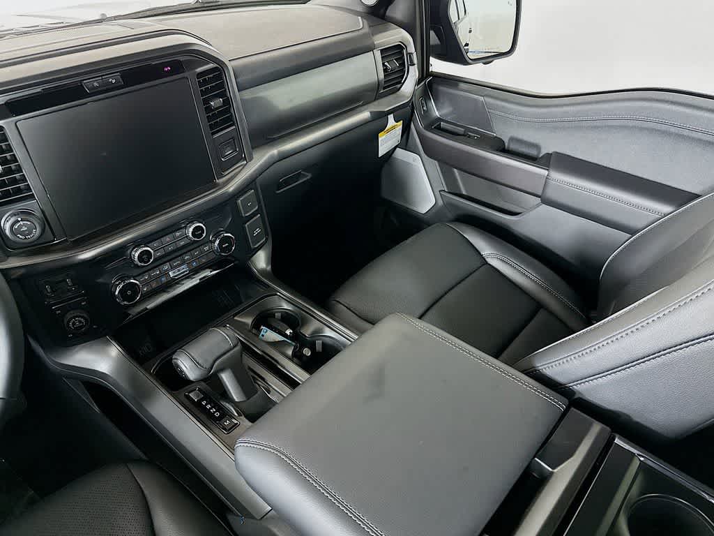 Ford F-150 LARIAT 2026