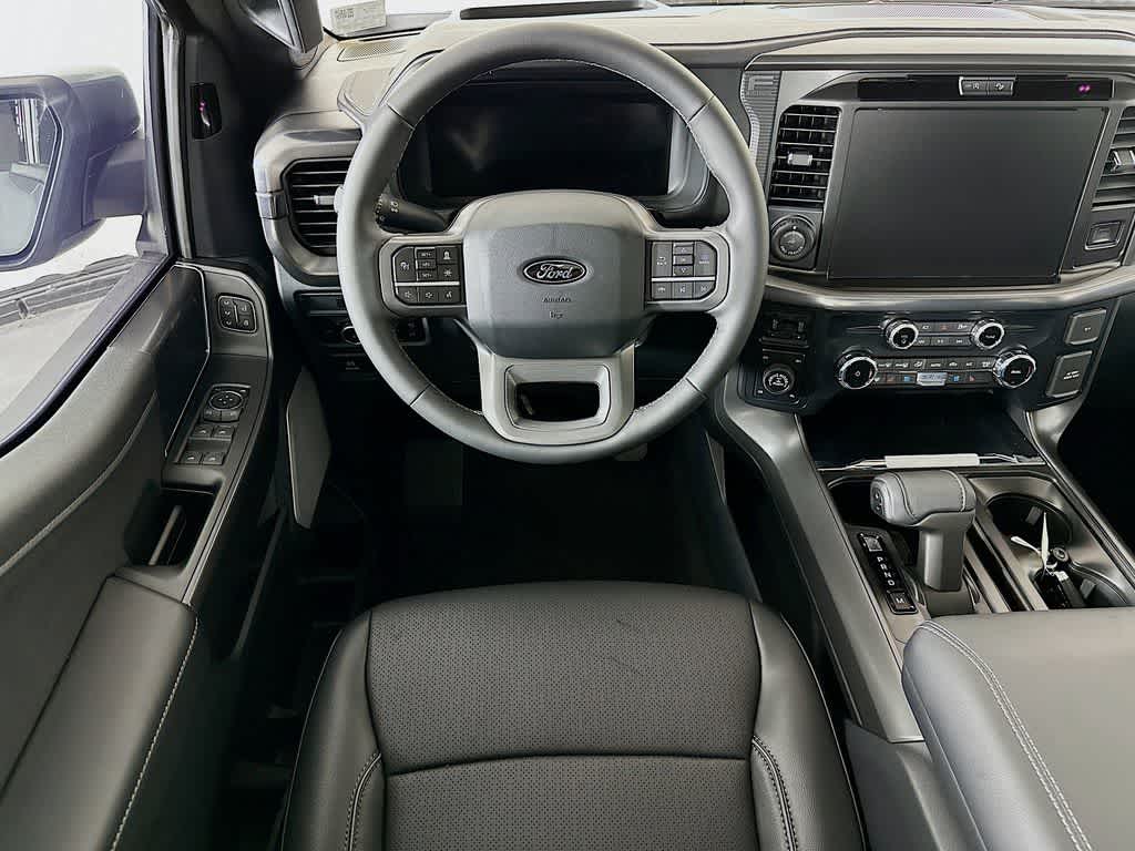 Ford F-150 LARIAT 2026