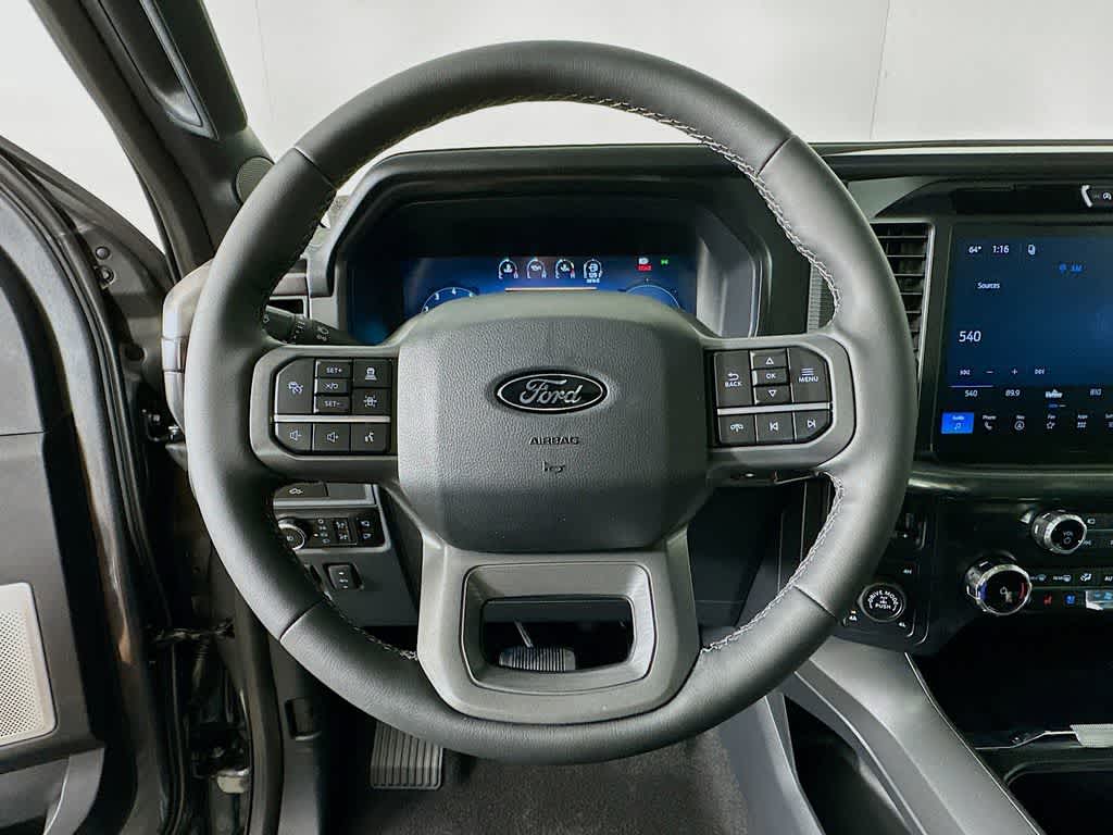 Ford F-150 LARIAT 2026