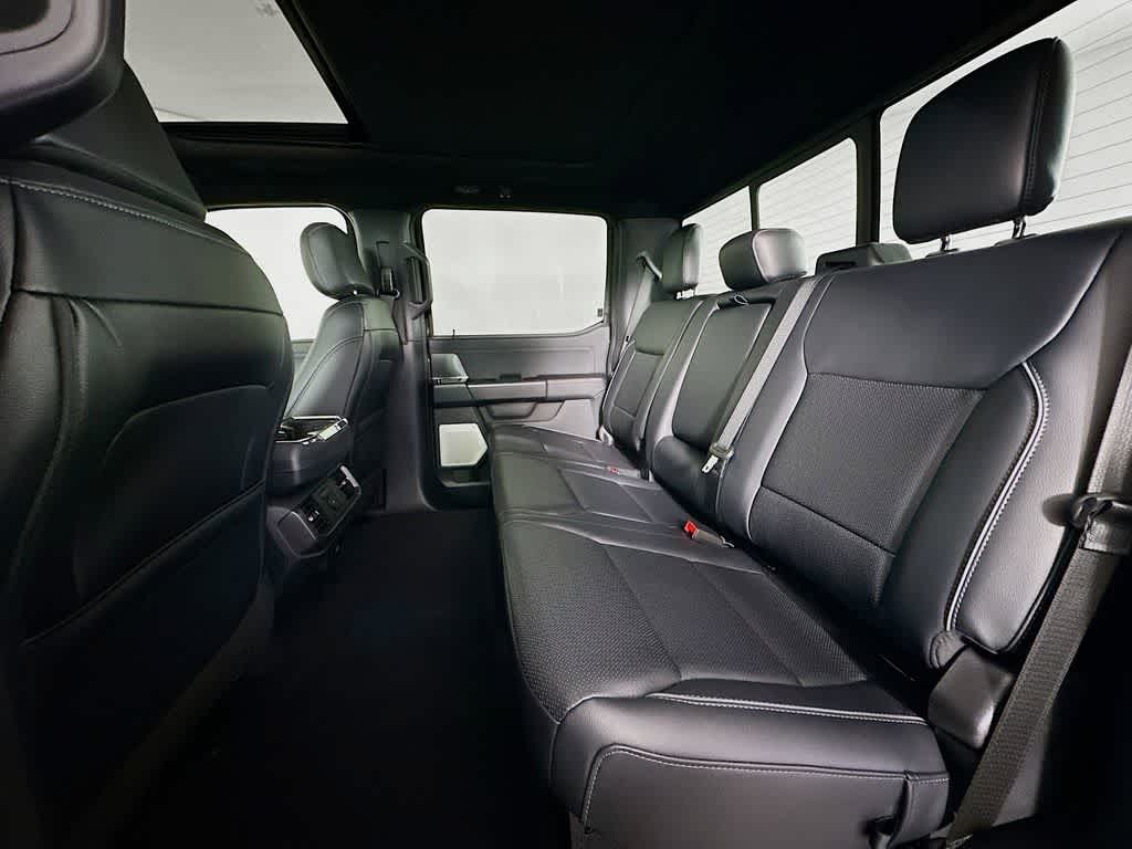 Ford F-150 LARIAT 2026