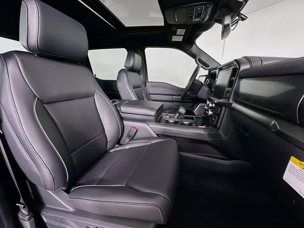 Ford F-150 LARIAT 2026