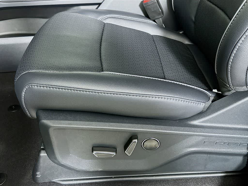 Ford F-150 LARIAT 2026