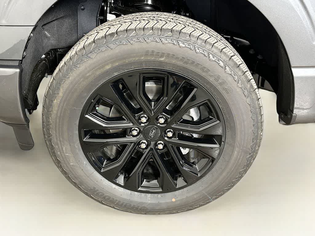 Ford F-150 LARIAT 2026