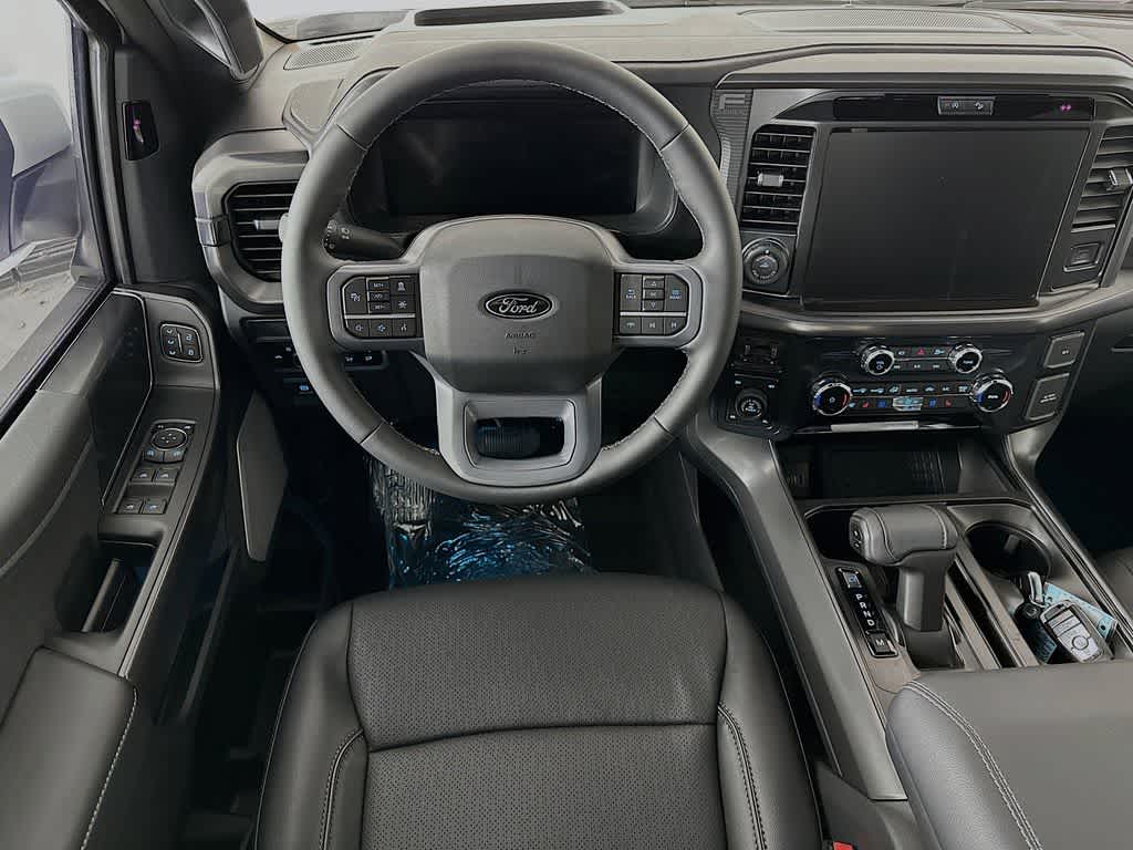Ford F-150 LARIAT 2026