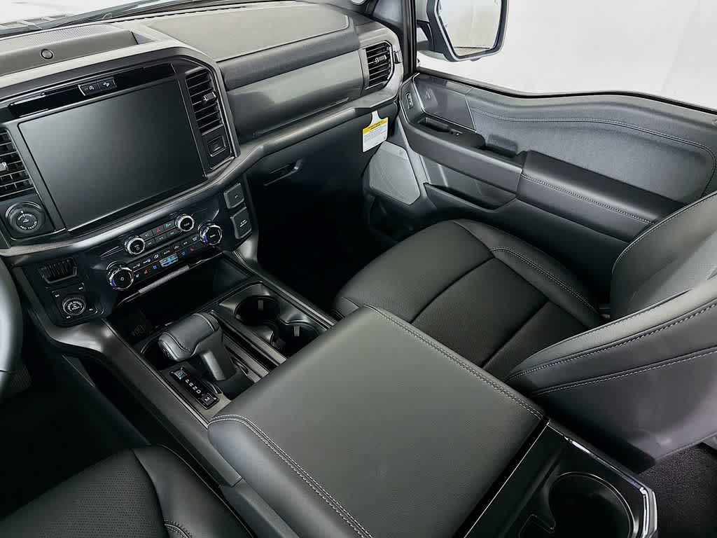 Ford F-150 LARIAT 2026