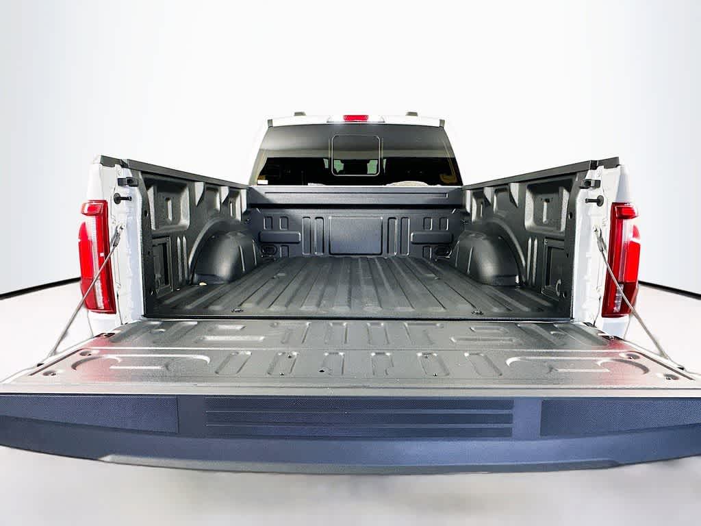 Ford F-150 LARIAT 2026