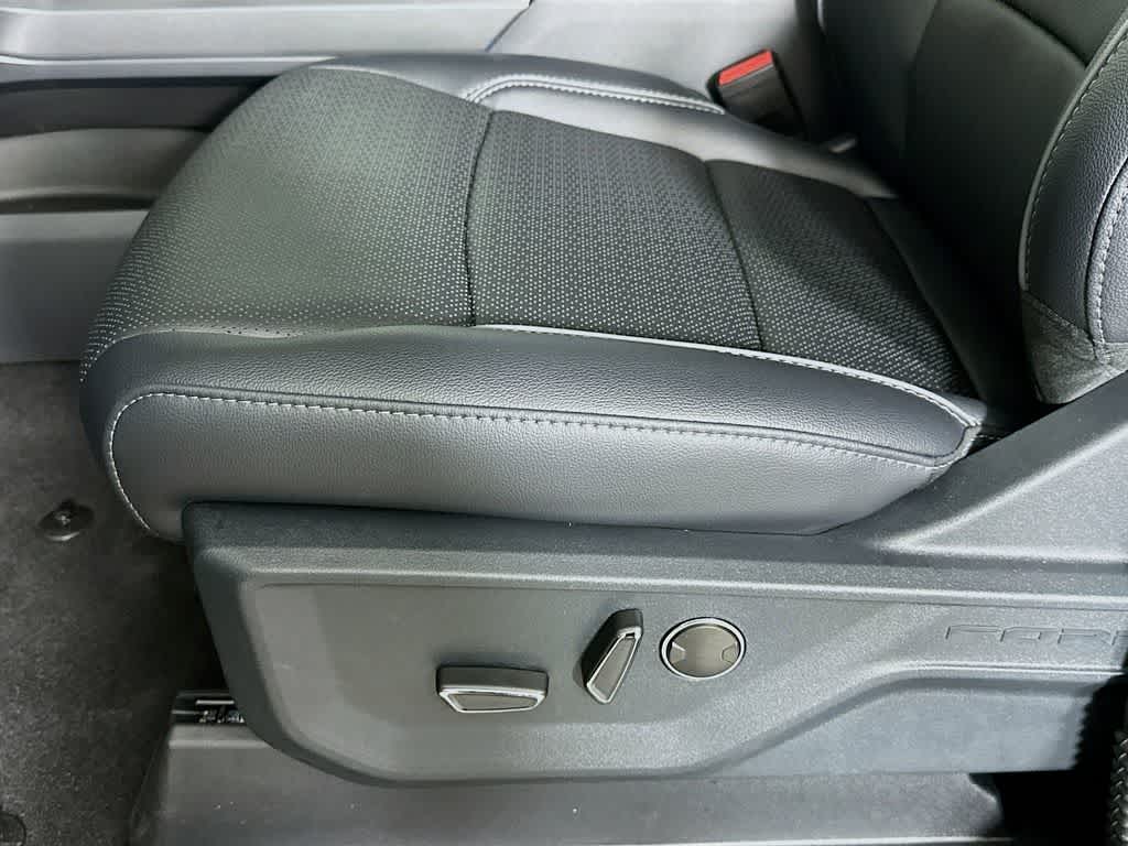 Ford F-150 LARIAT 2026