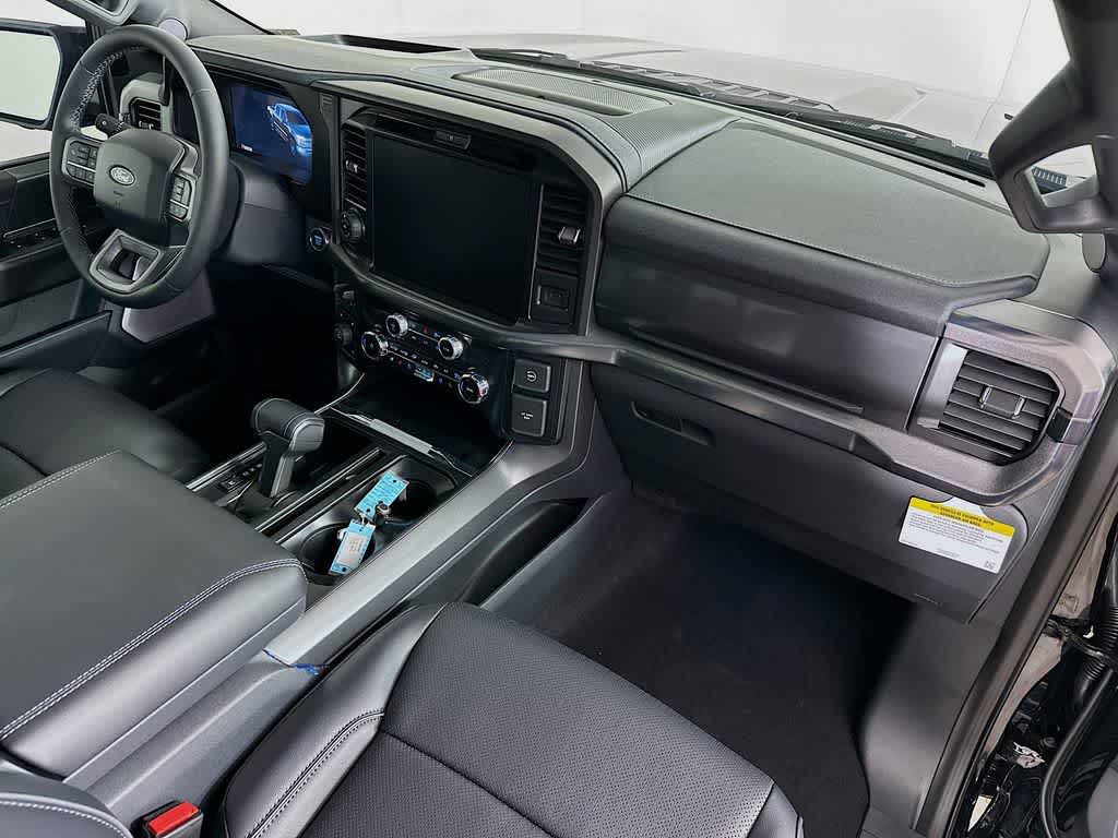 Ford F-150 LARIAT 2026