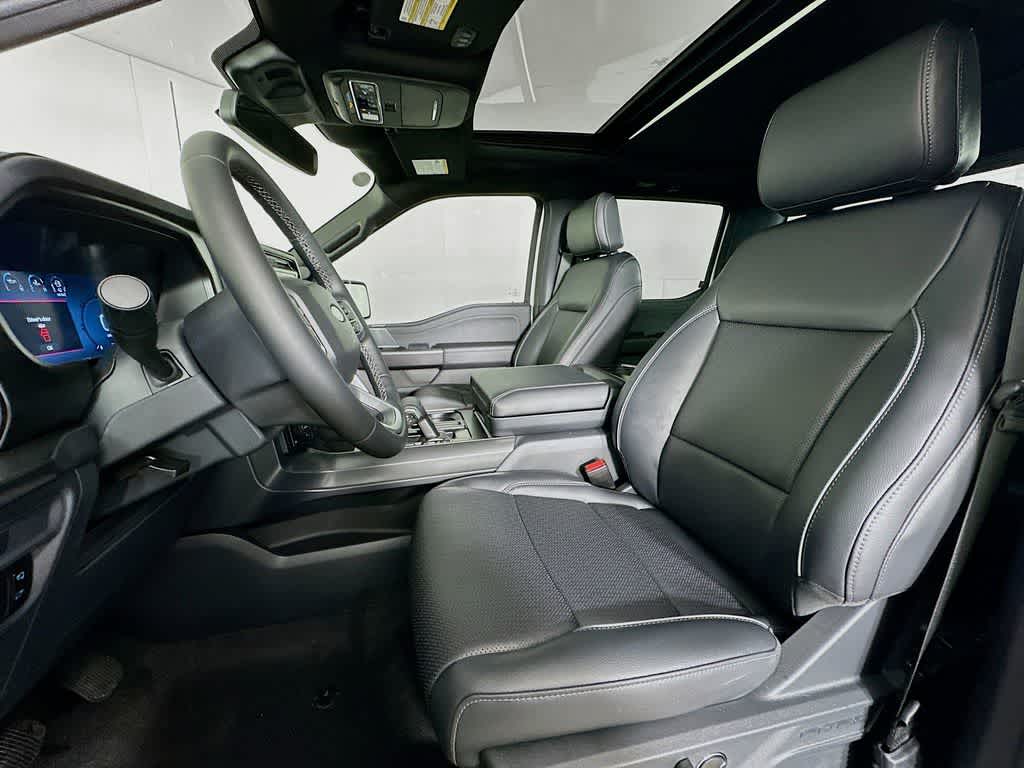 Ford F-150 LARIAT 2026