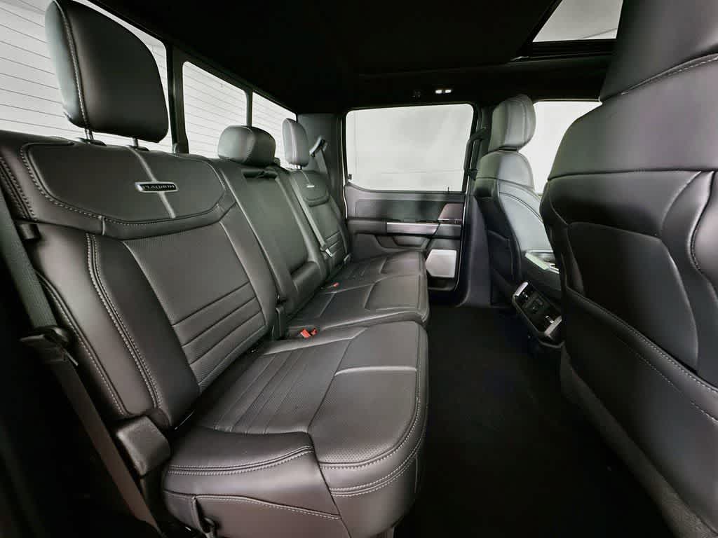 Ford F-150 Platinum® 2026