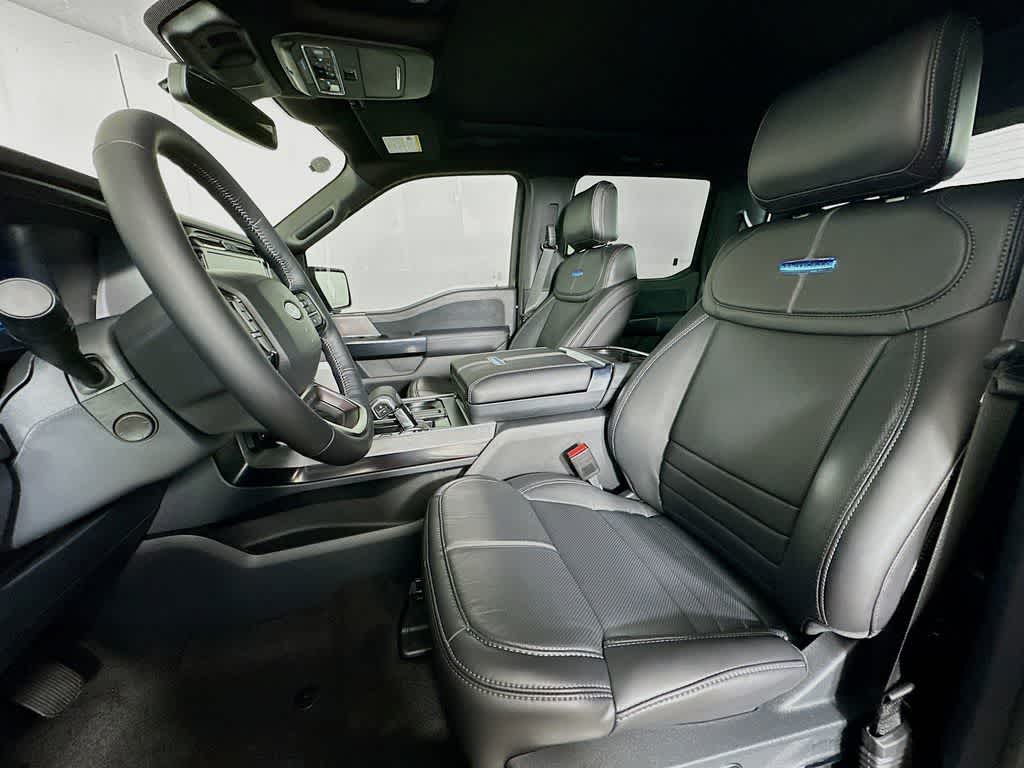 Ford F-150 Platinum 2026