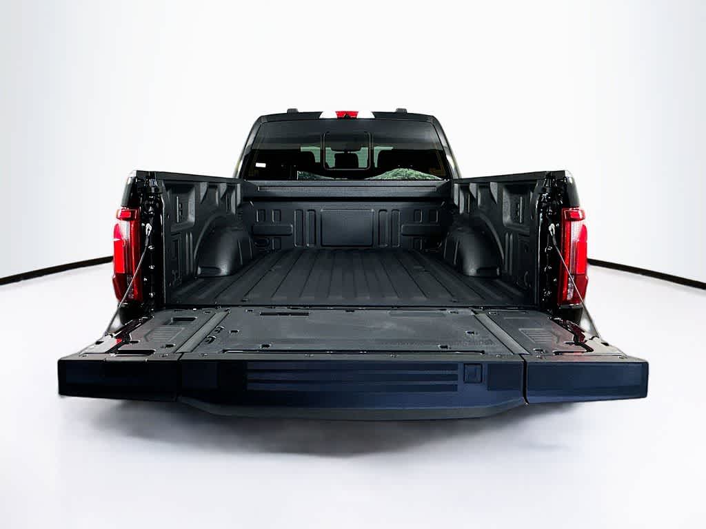 Ford F-150 Platinum 2026