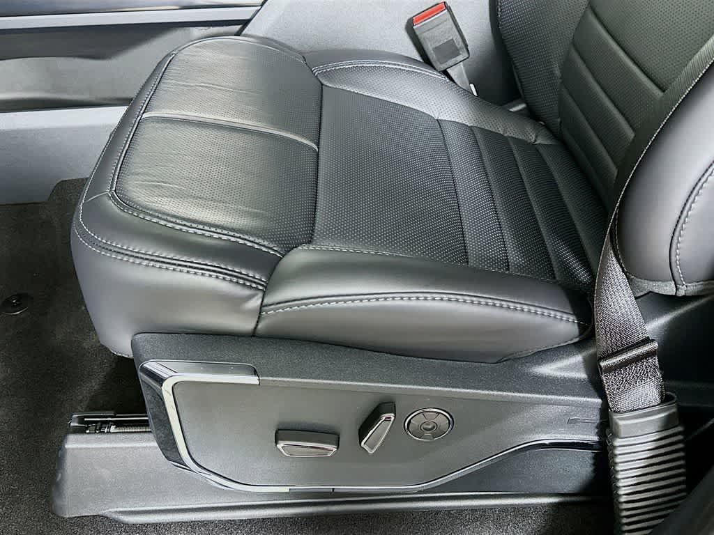 Ford F-150 Platinum 2026