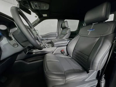 Ford F-150 Platinum 2026