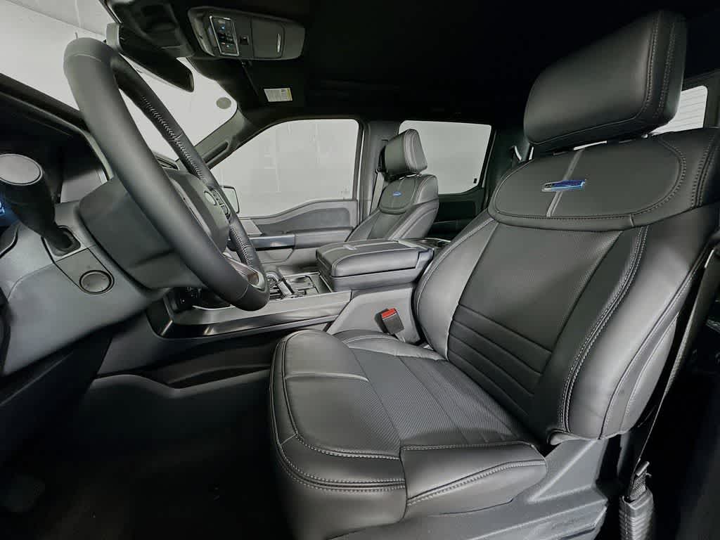 Ford F-150 Platinum 2026