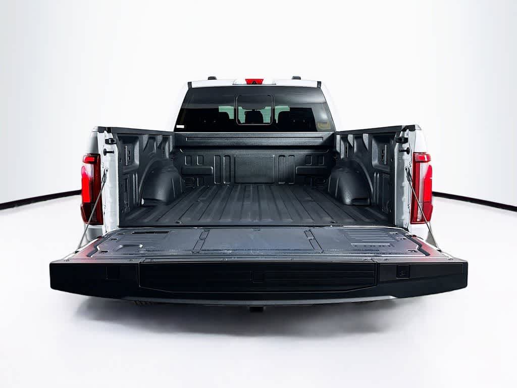 Ford F-150 Platinum 2026