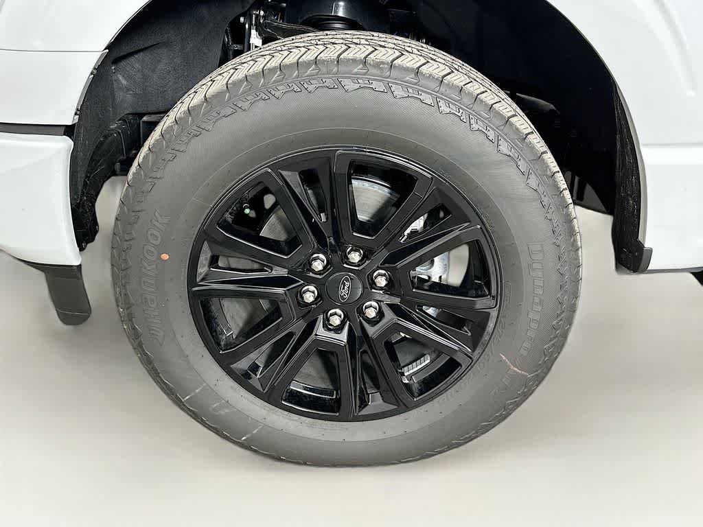 Ford F-150 Platinum 2026