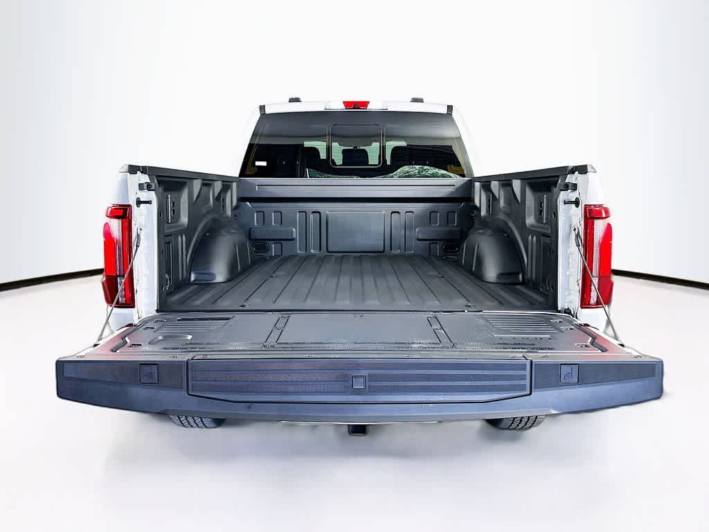 Ford F-150 Platinum 2026