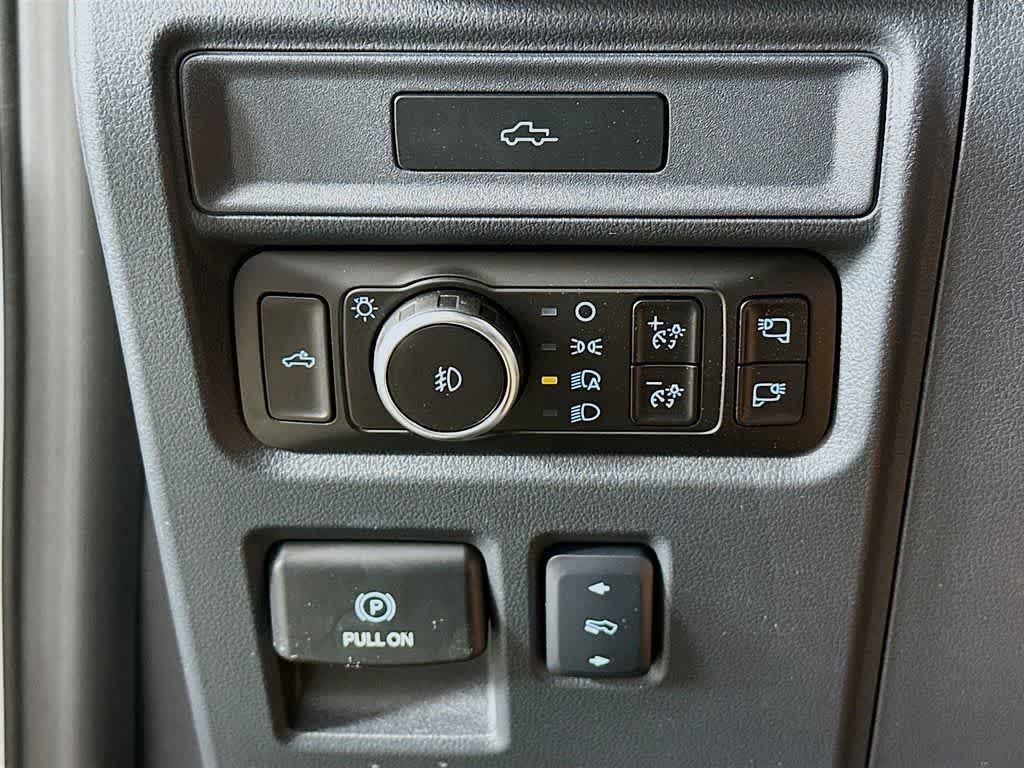 Ford F-150 Platinum 2026