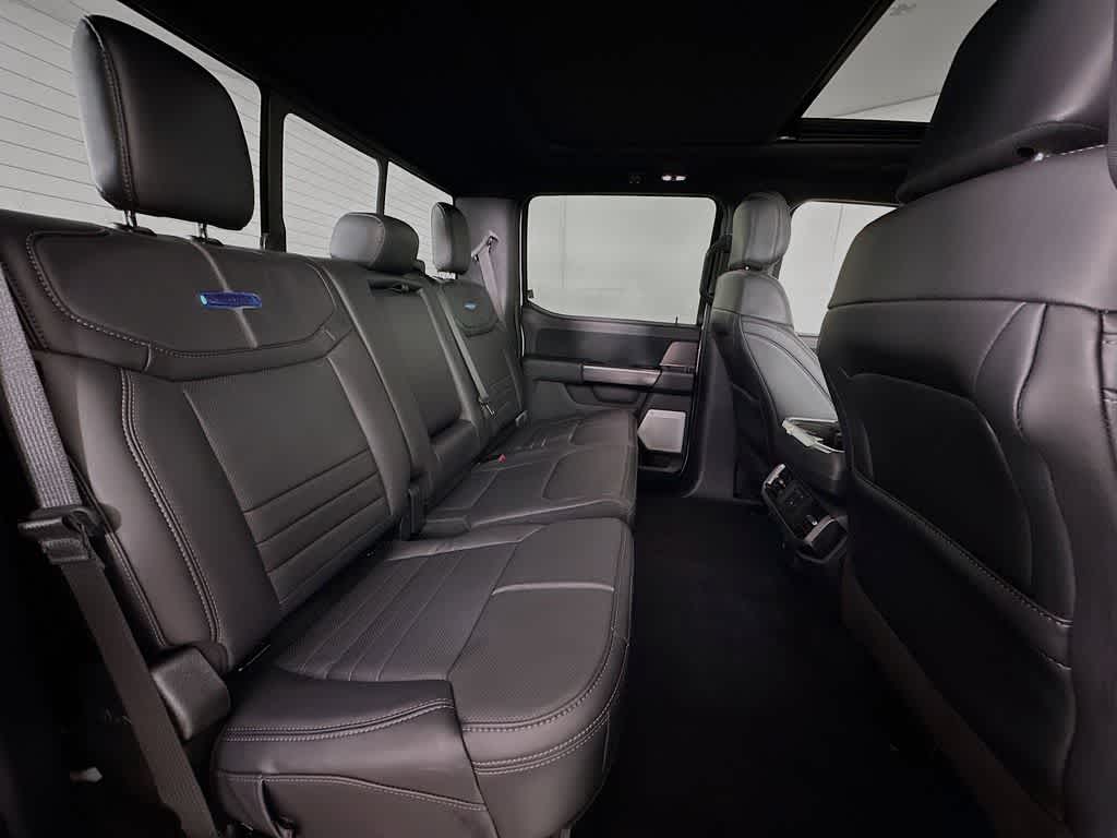 Ford F-150 Platinum 2026