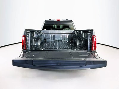 Ford F-150 Platinum 2026
