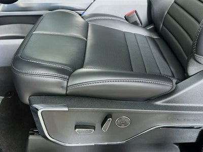 Ford F-150 Platinum 2026