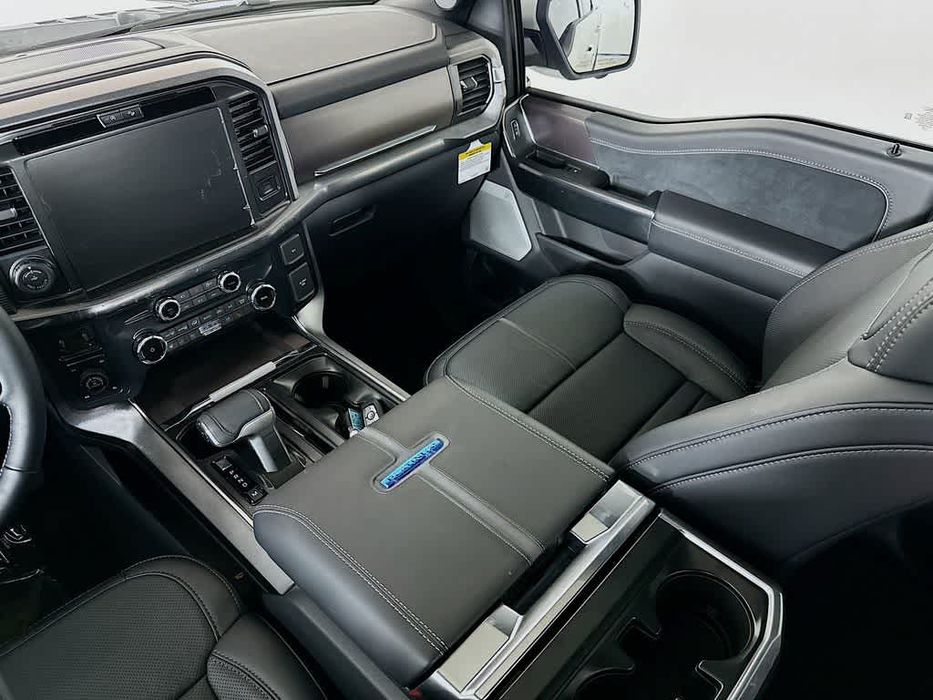 Ford F-150 Platinum 2026