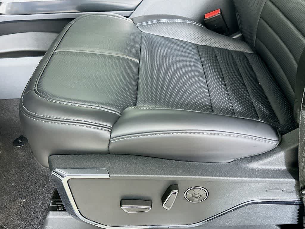 Ford F-150 Platinum 2026