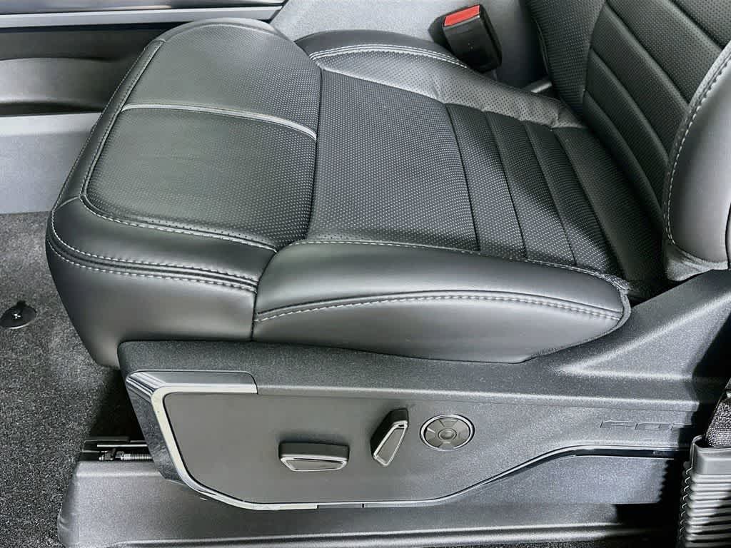 Ford F-150 Platinum® 2026