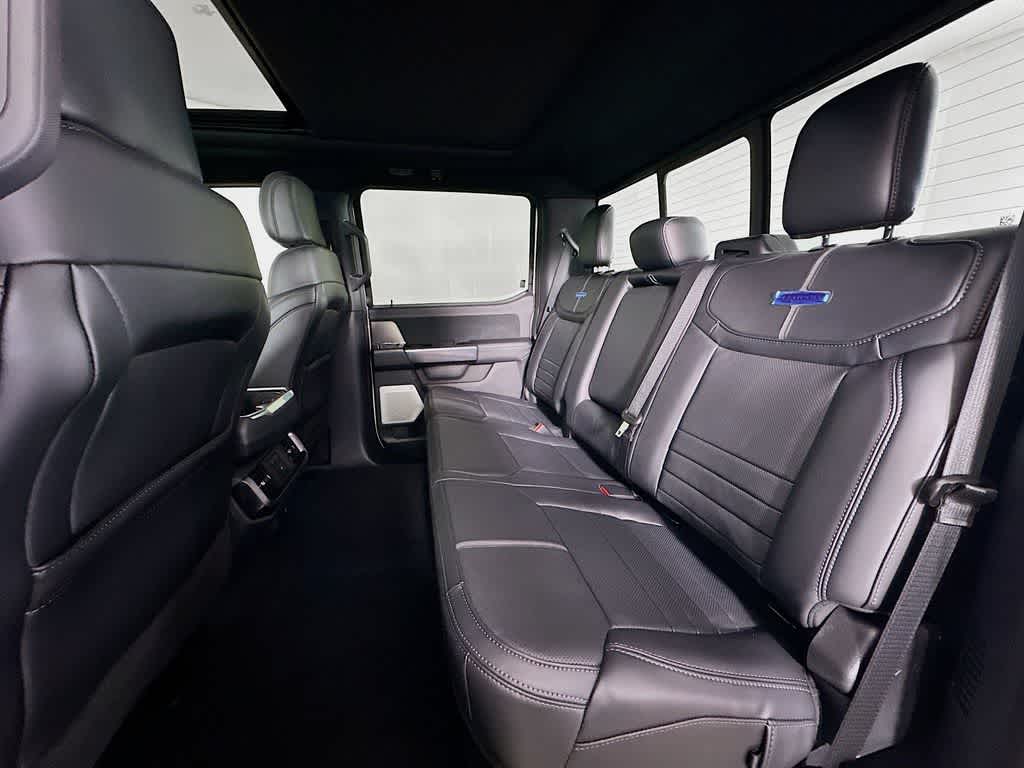 Ford F-150 Platinum 2026