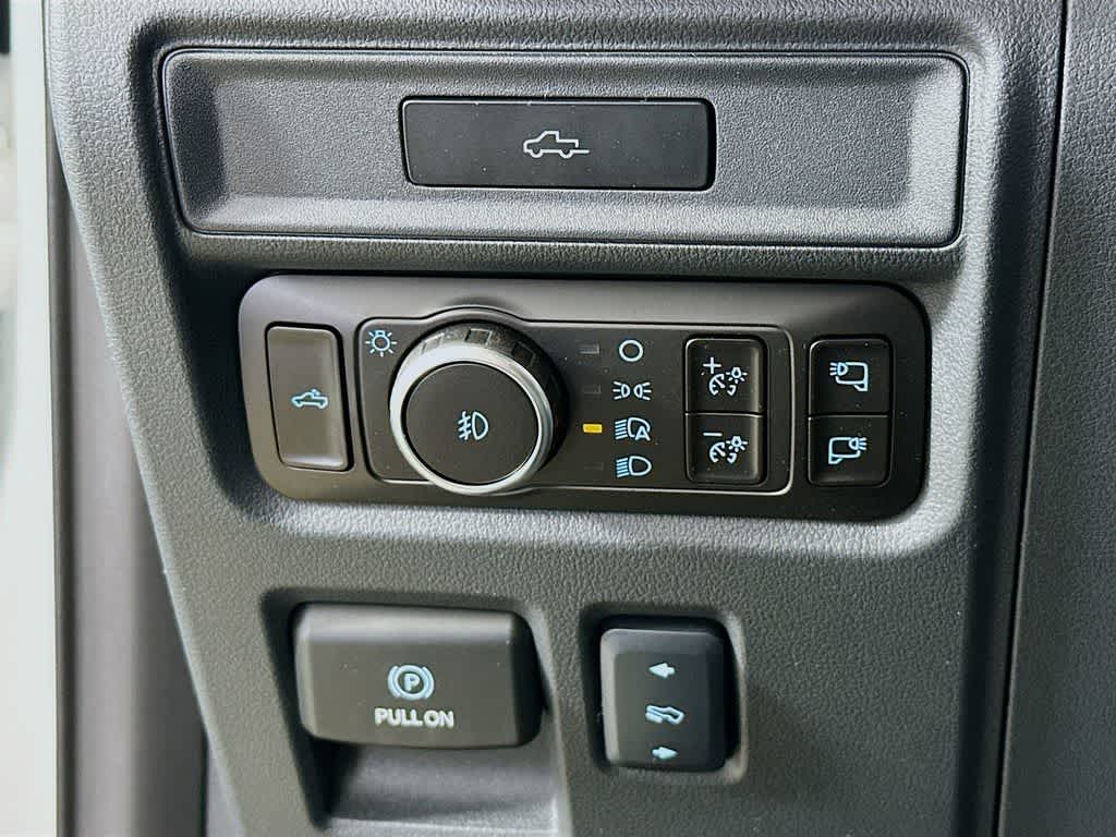 Ford F-150 Platinum 2026