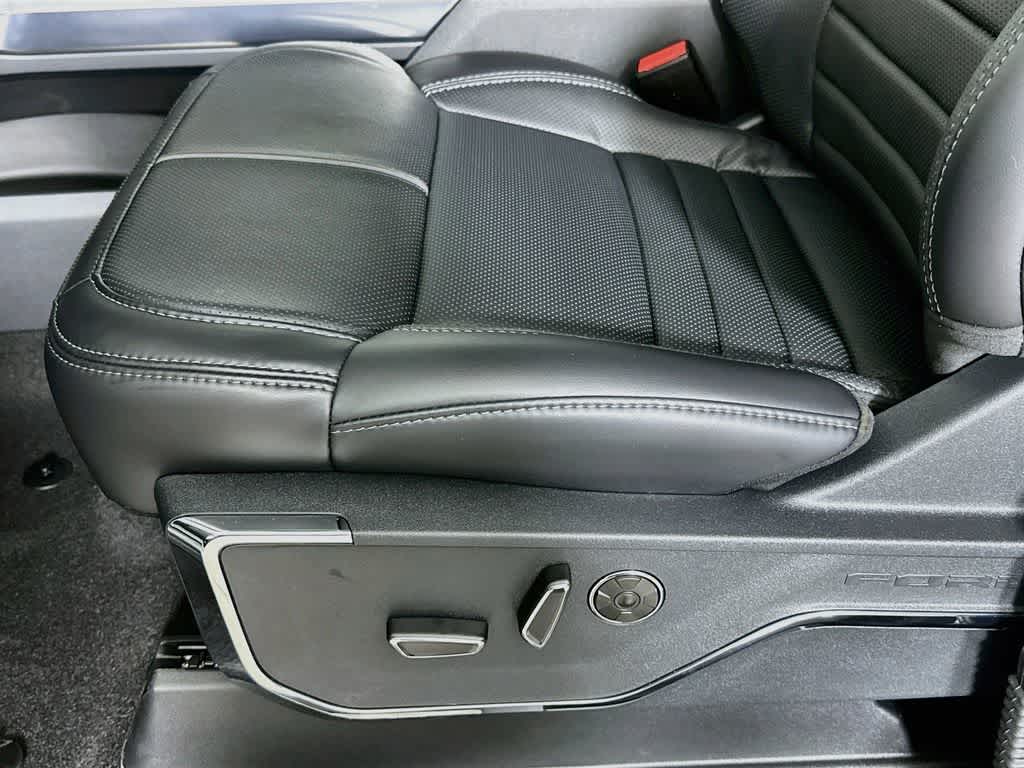 Ford F-150 Platinum® 2026