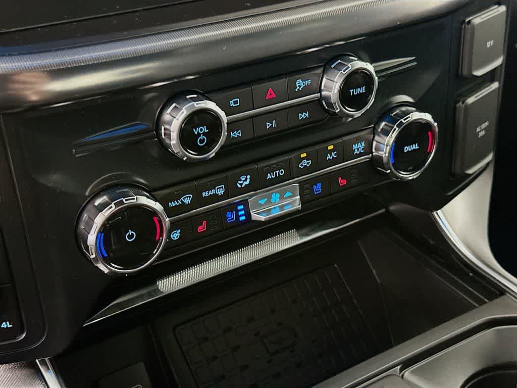 Ford F-150 Platinum 2026