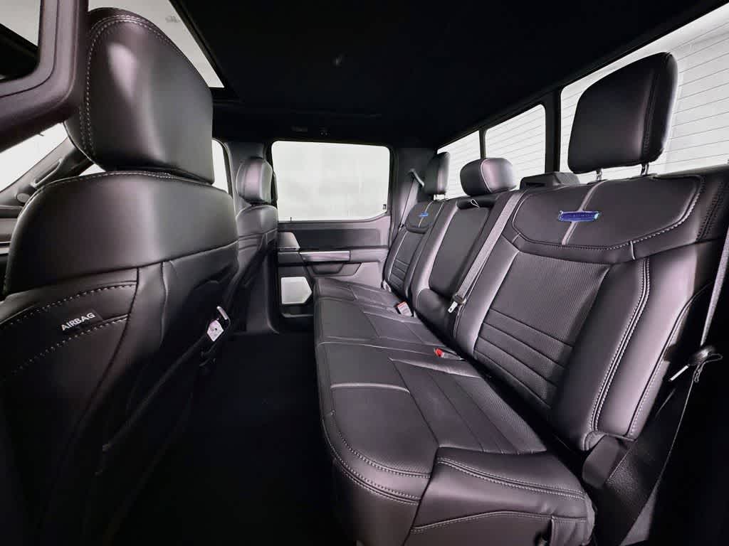 Ford F-150 Platinum 2026