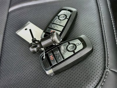 Ford F-150 Platinum 2026
