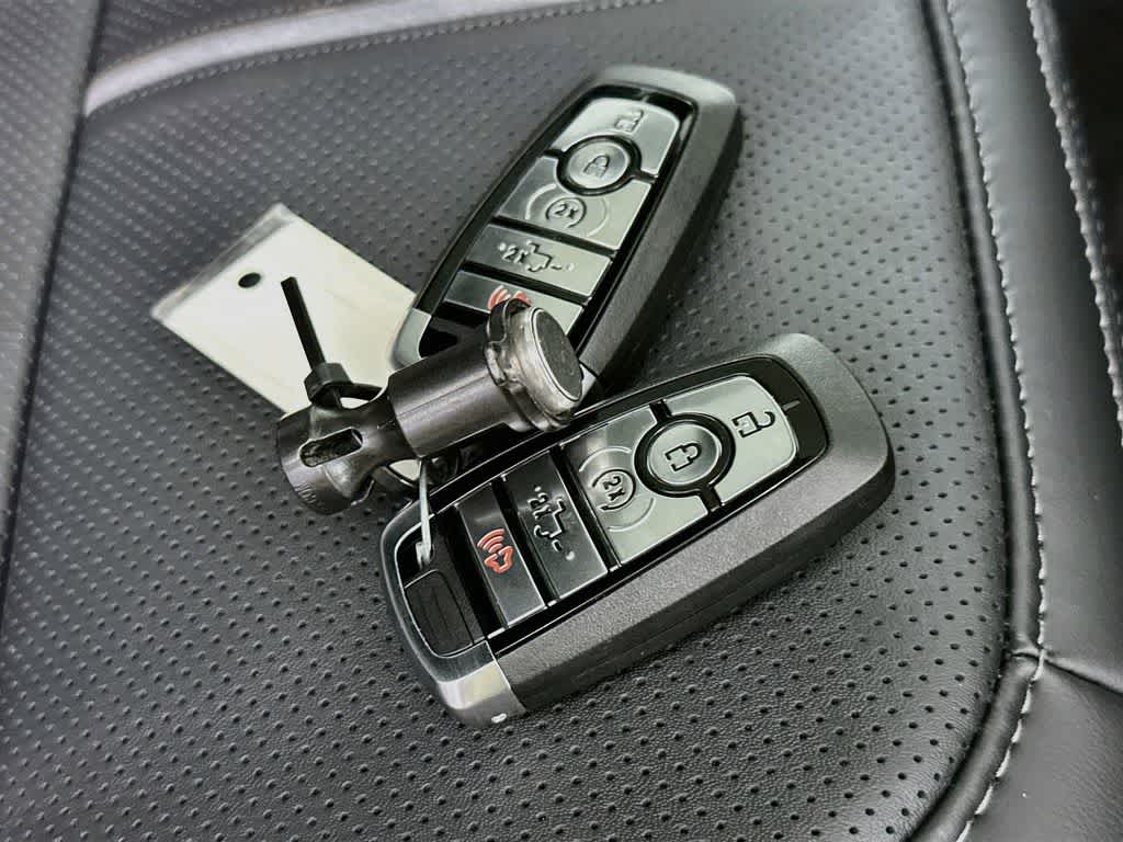 Ford F-150 Platinum 2026
