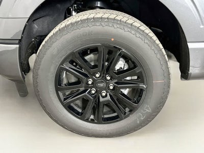Ford F-150 Platinum 2026