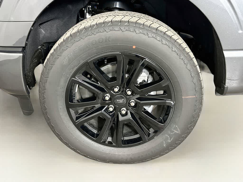 Ford F-150 Platinum 2026