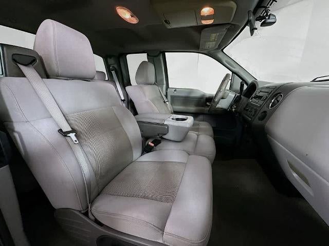 Ford F-150 Base 2006