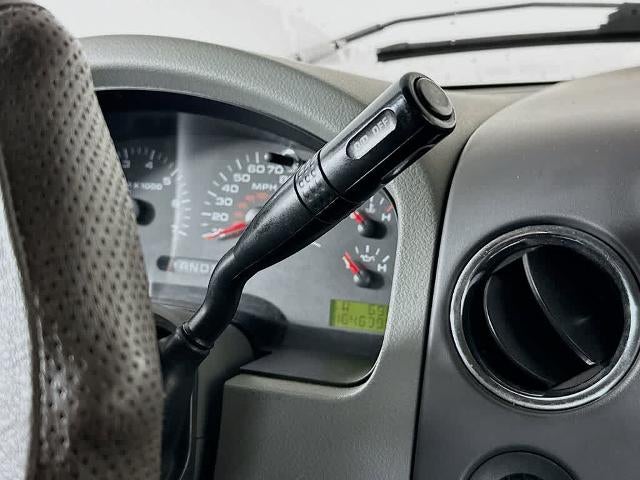 Ford F-150 Base 2006