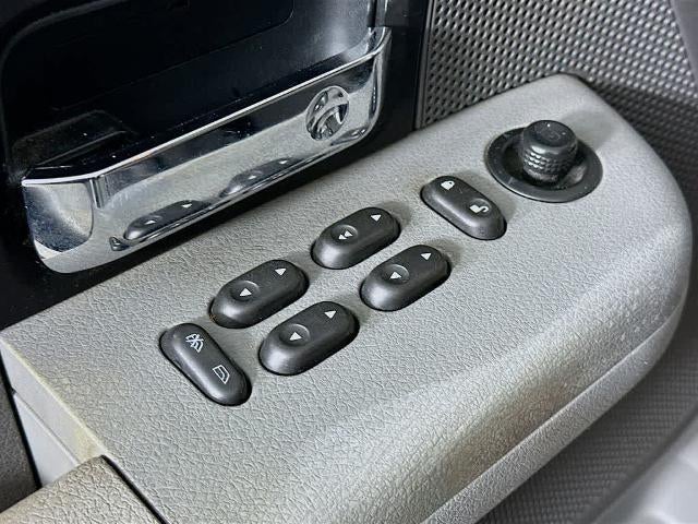 Ford F-150 Base 2006