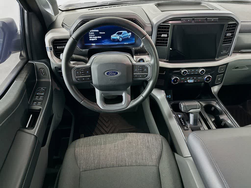 2023 Ford F-150 Lightning XLT