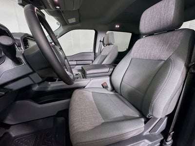 2023 Ford F-150 Lightning XLT