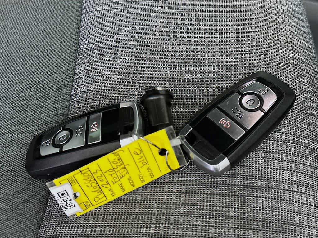 2023 Ford F-150 Lightning XLT