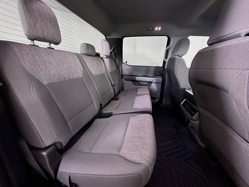 2023 Ford F-150 Lightning XLT