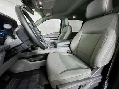 Ford F-150 Lightning Flash 2024