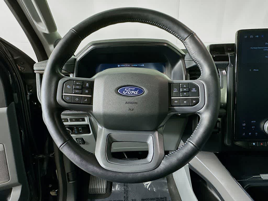 Ford F-150 Lightning Flash 2024