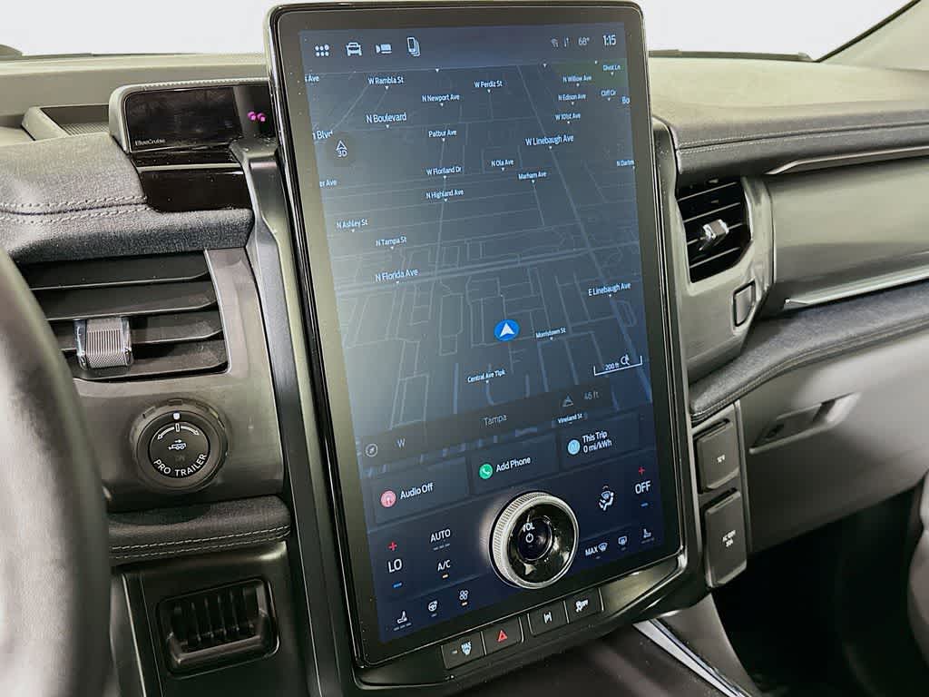 Ford F-150 Lightning Flash 2024